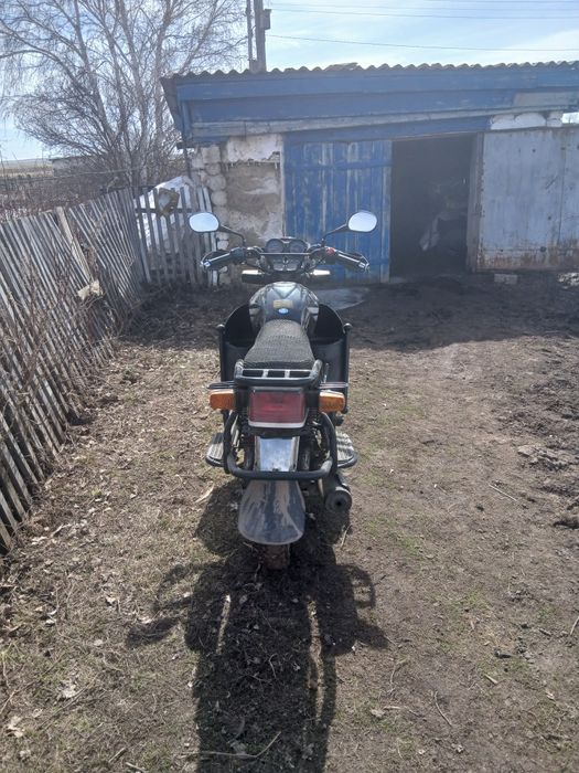 Продам мотоцикл 150 кубов