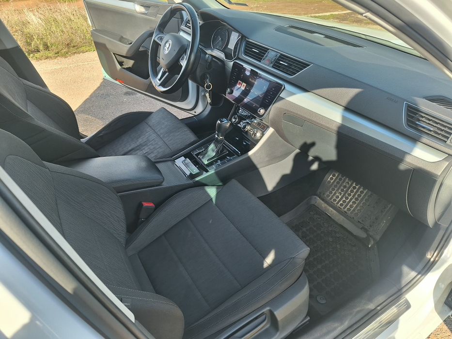 Шкода Супърб 3, 2.0тди 150 DSG7, 235 000