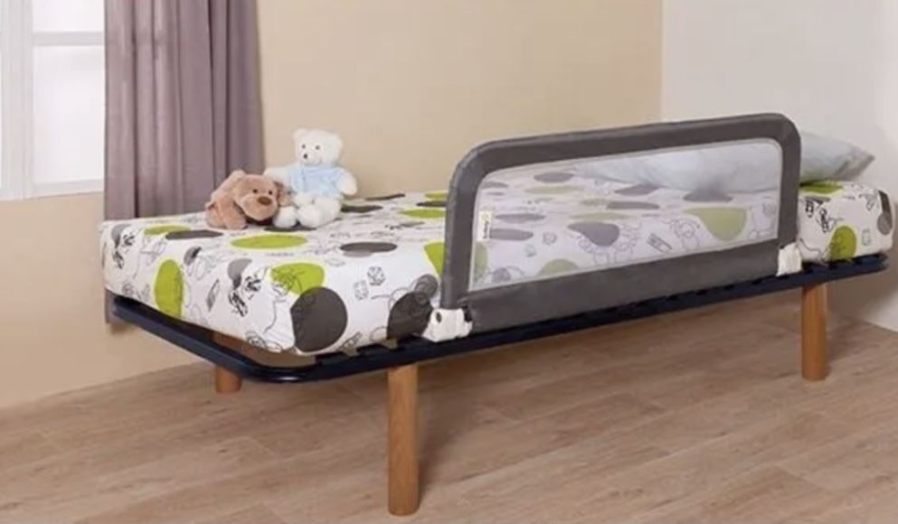 Перегородка на кроватку