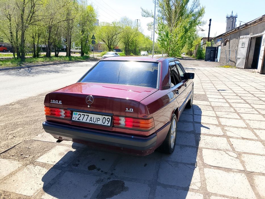 Мерседес Бенс продается