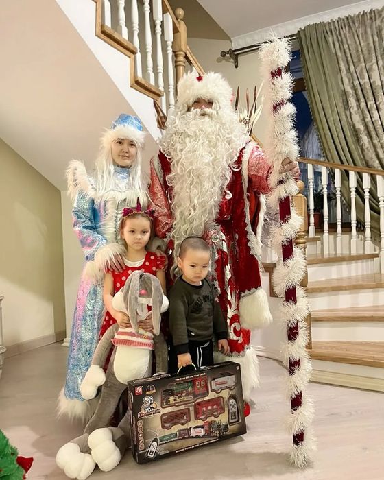 Дед Мороз и Снегурочка