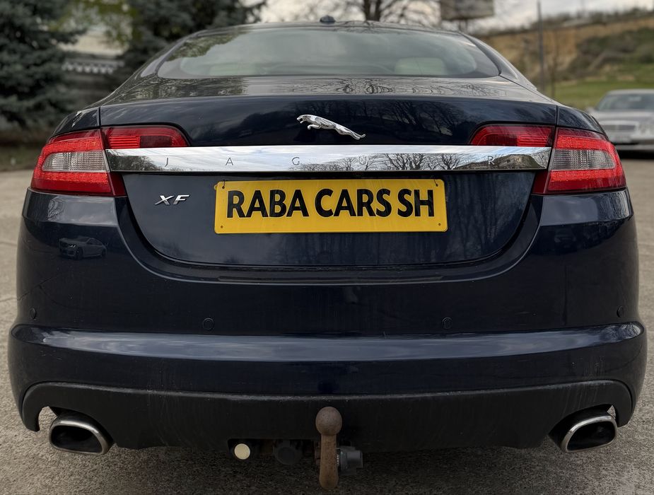 JAGUAR XF - PREMIUM LUXURY - 3.0 Diesel V6 - Euro 5 - 245 CP - Cutie Viteze Automata - Faruri Xenon - Stopuri Led - Posibilitate numere rosii 3 Luni -