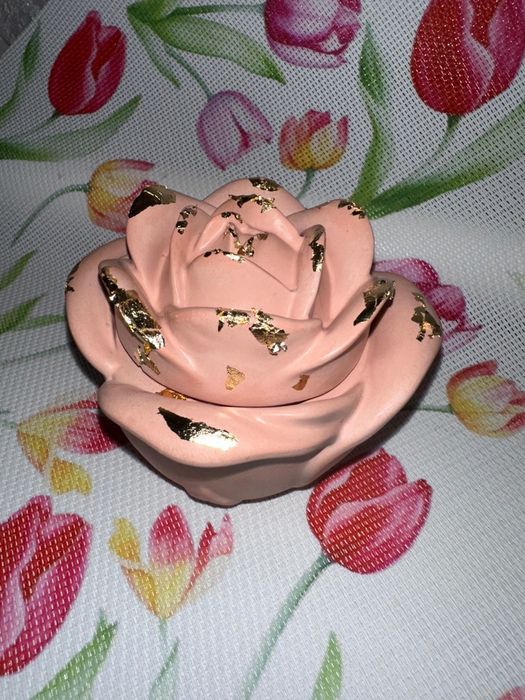 Свечи подарок на 8 марта