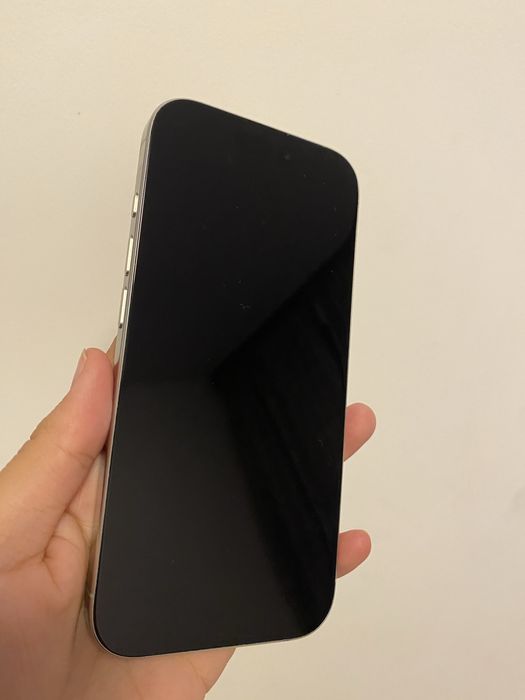 Продам Iphone 16 pro 128 гб