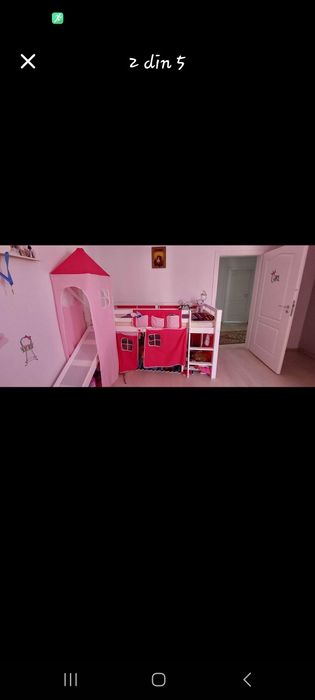 Pat castel cu topogan