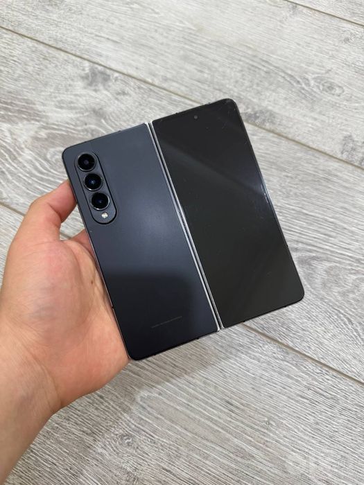 Samsung Z Fold 4 512 Holi bor