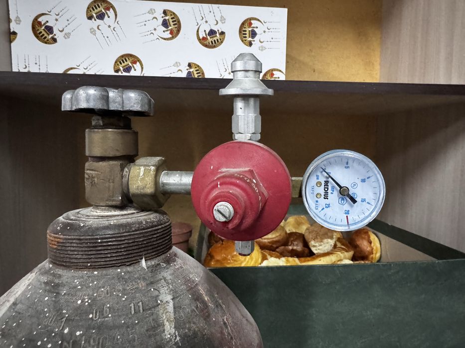 Баллон для гелия 40л с редуктором