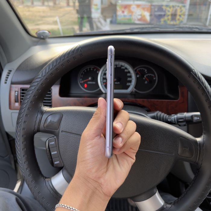 Iphone 11 purple 128 gb