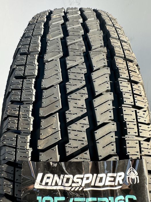 Нови всесезонни бусови гуми LANDSPIDER WILDTRAXX AT 2 185/75R16C 104/102R 1857516C