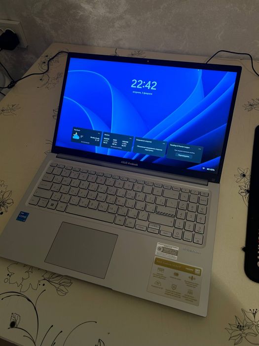 Asus vivobook 2025