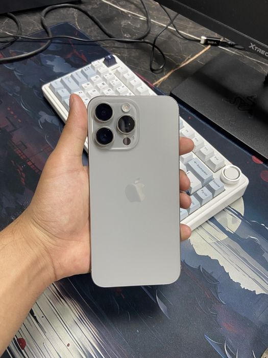 Продам Iphone 15 pro max на 256 гб