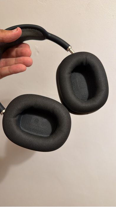 Airpods max gen 1