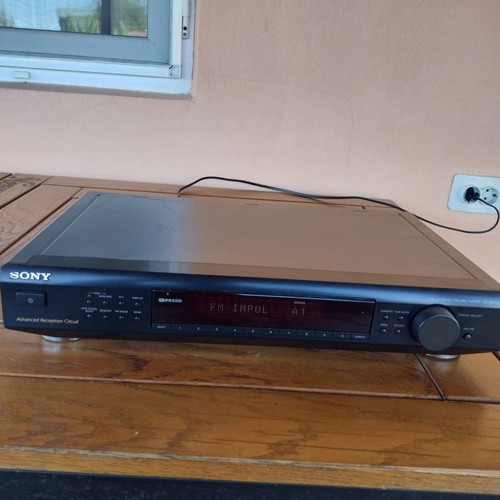 Tuner Sony  ST-SE 520 STEREO