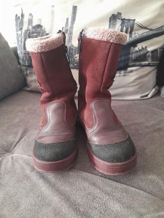 Продам зимнии сапоги