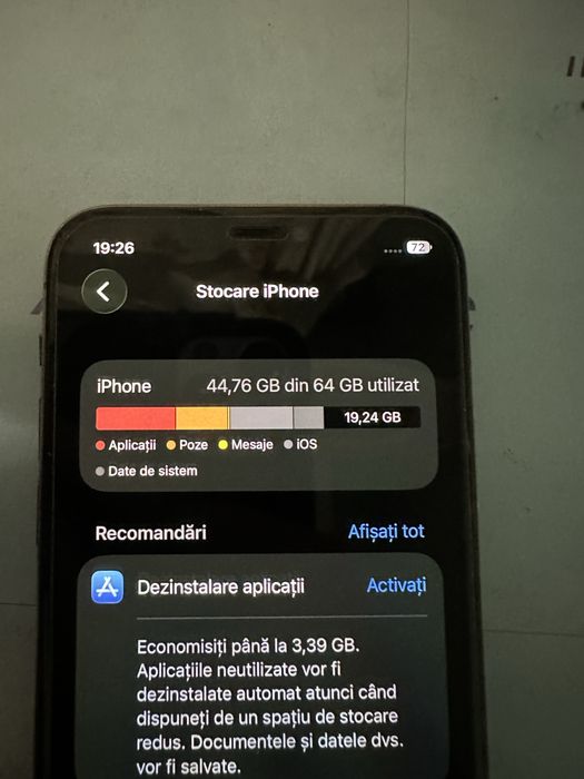 Vand iphone 11 pro gold de 64 gb