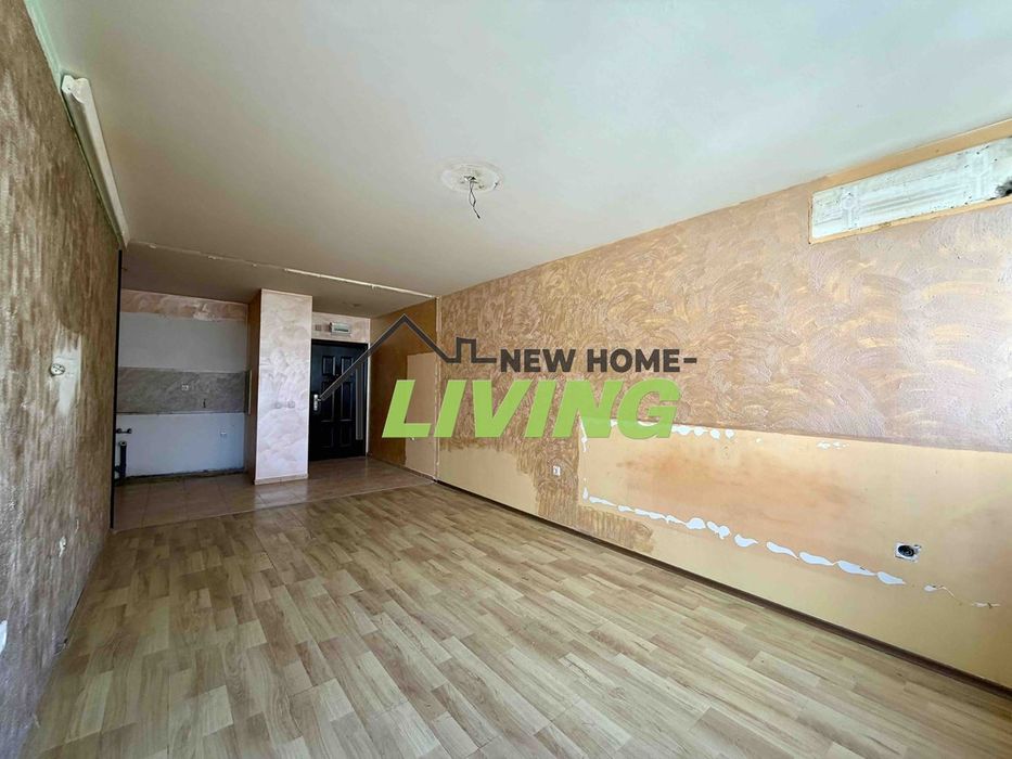 Продава се Тристаен апартамент в Пловдив, Гагарин - 95 кв.м за 901 €/кв.м - Снимка #2