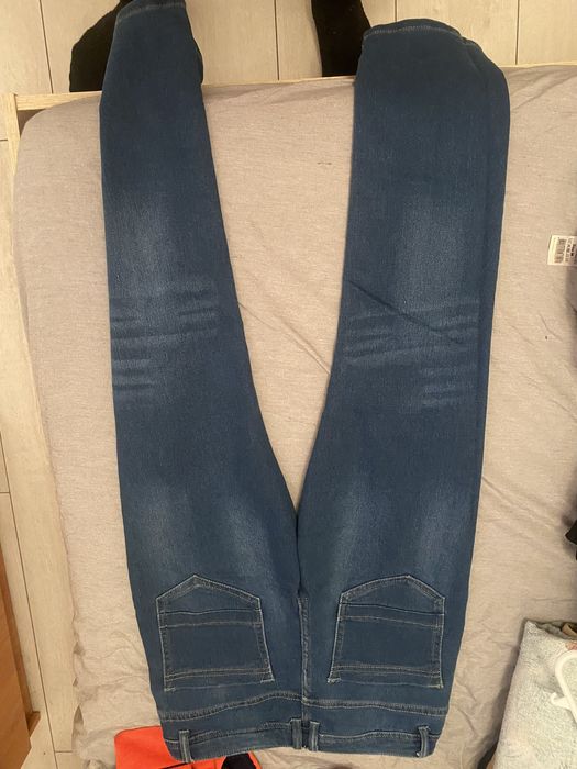 Blugii baieti albastrii