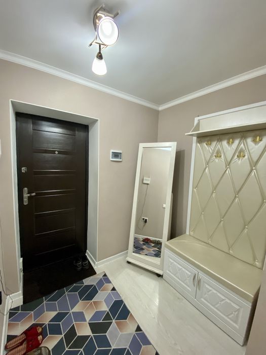 1,5 комн кв по суточно