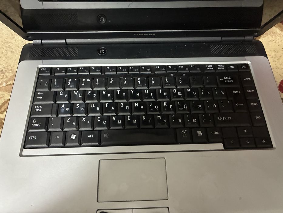 Ноутбук Toshiba