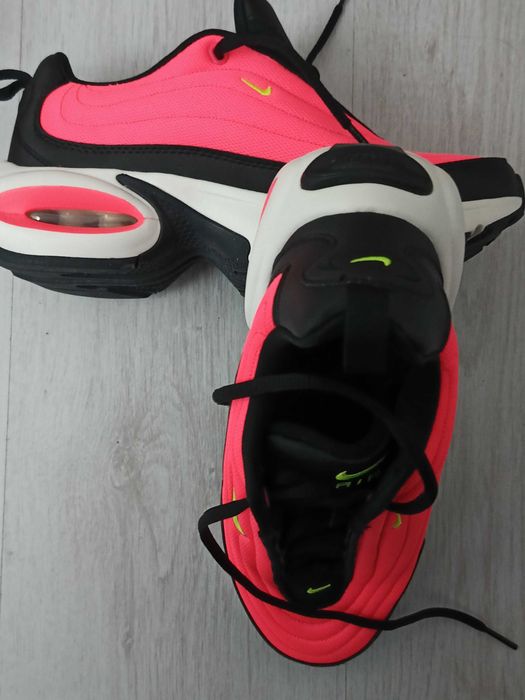 Маратонки Найк от Холандия