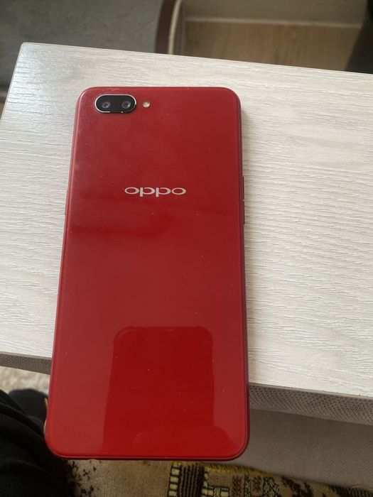 Сотовый телефон оппа