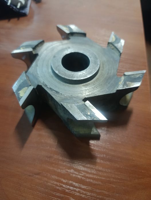 Фрезы по дереву, для станка.