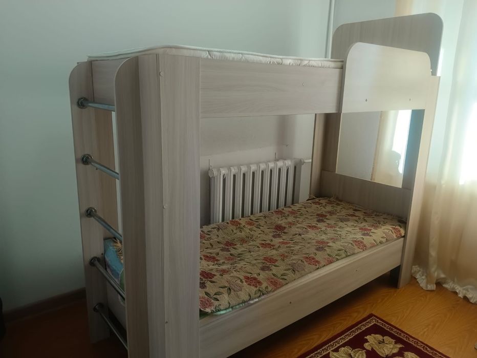 Продаётся двухяросная кровать Б/у