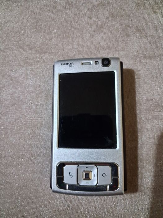 Телефон Nokia N95