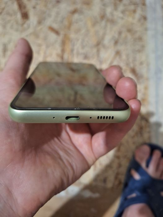 Продам Samsung galaxy A34 5G 6/128.