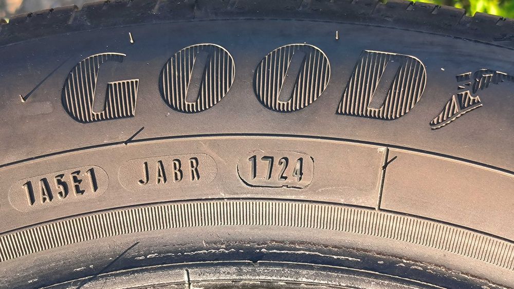 шины 205/55R17 Goodiear efientgrip performance