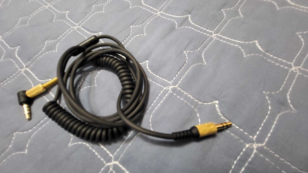 MARSHALL cablu casti  cu microfon  cu jack  cu jack fuctional