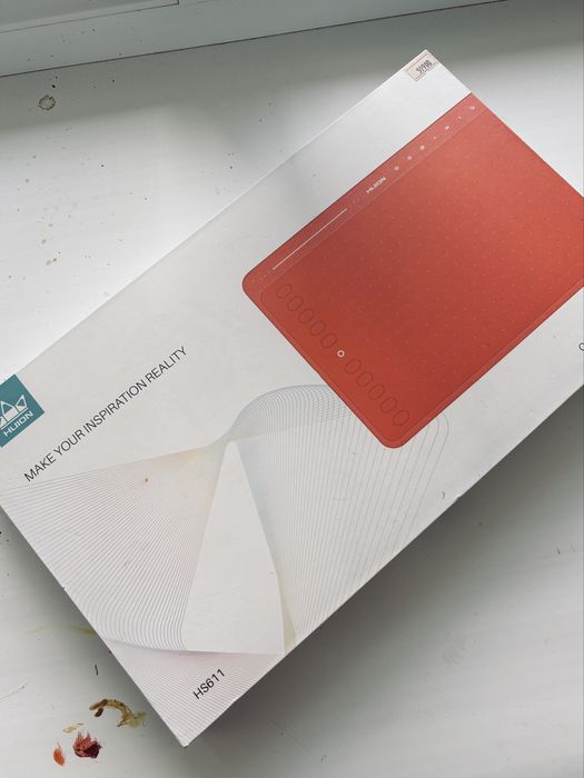 Продам графический планшет HUION