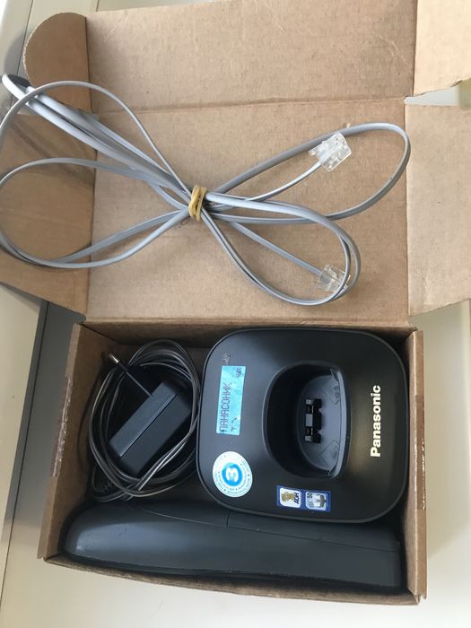 Продаю радиотелефон кнопочный Panasonic