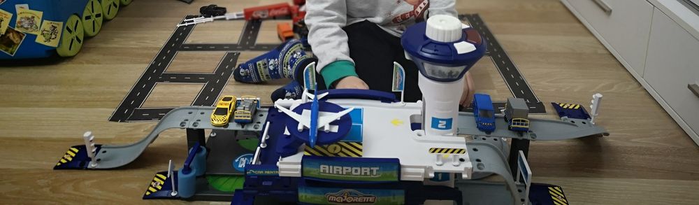 Majorette летището