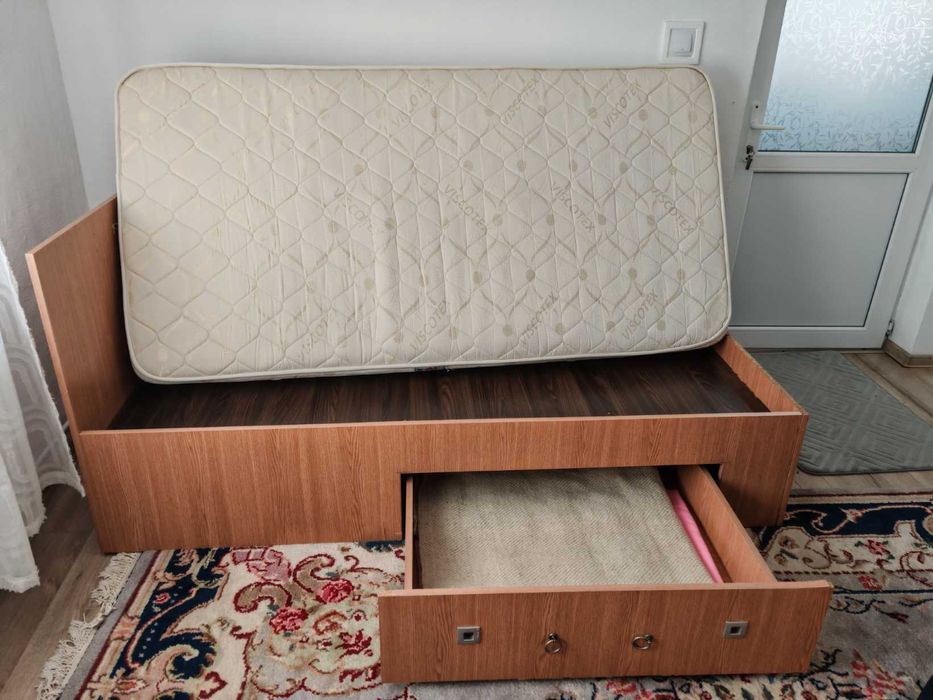 vand pat cu saltea si sertar