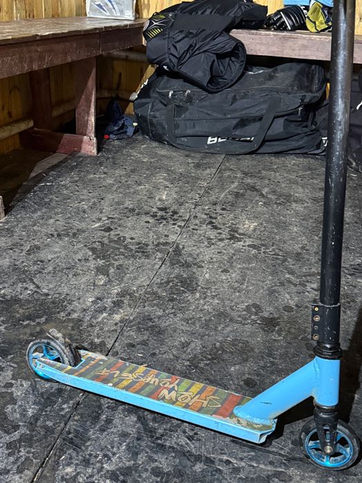 Трюковой самокат