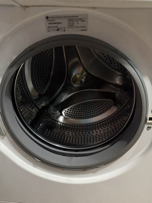 Продам LG стиральную машинку