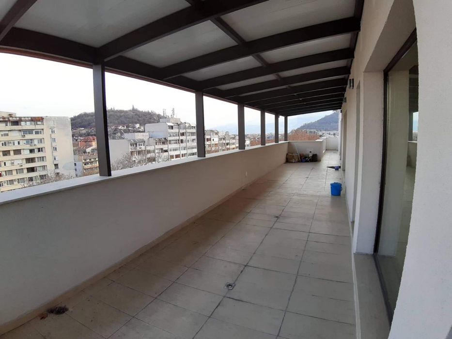 Дава се под наем Тристаен апартамент в Пловдив, Мараша - 135 кв.м за 600 € - Снимка #10