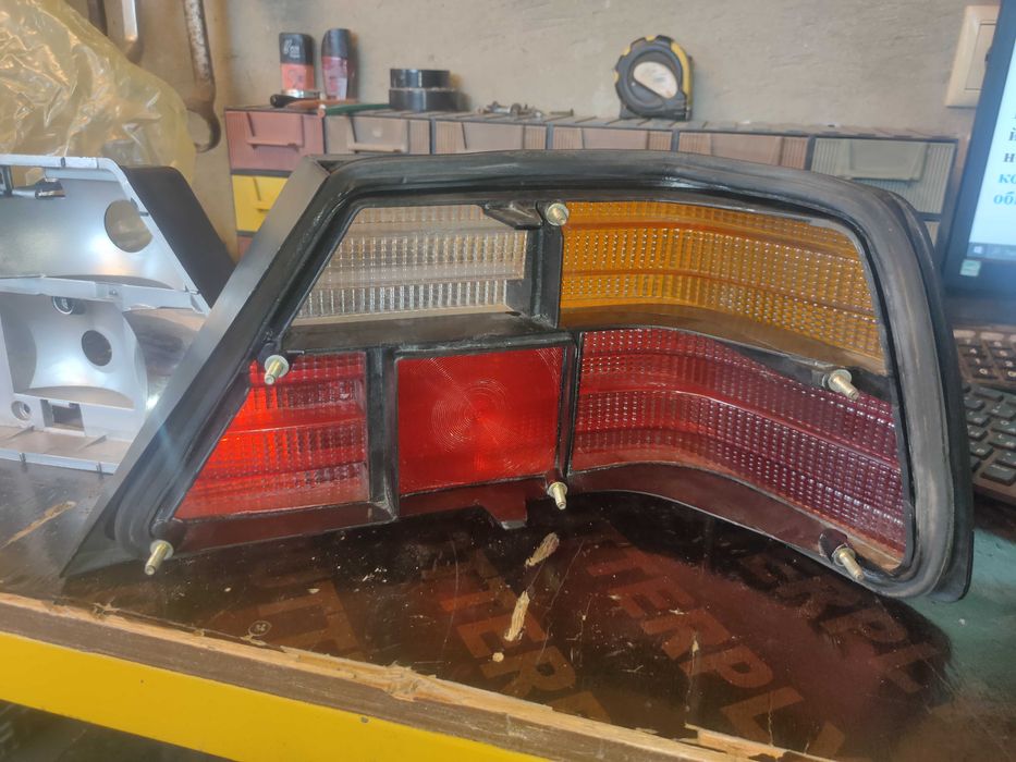 Стопове за Мерцедес W124