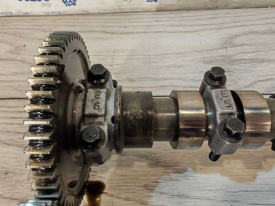 lagăre ax cu came (capace de lagăr)  OEM motor E5 in 5 cilindri VOLVO