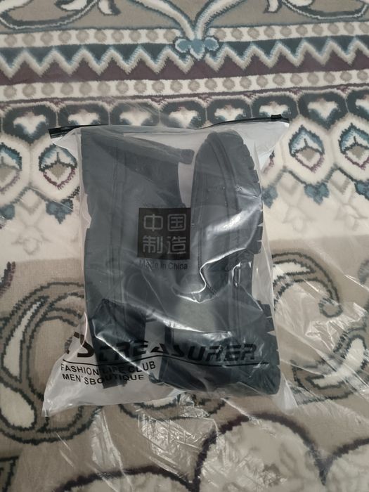 Sotiladi! Erkaklar oyoq kiyimi Razmeri 42