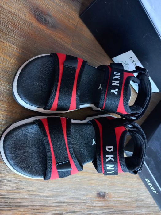 Детски летни обувки  DKNY UGG adidas melissa 28.29 30 31