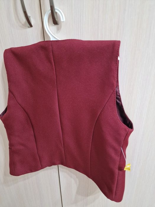 Продам сарафан и жилетку