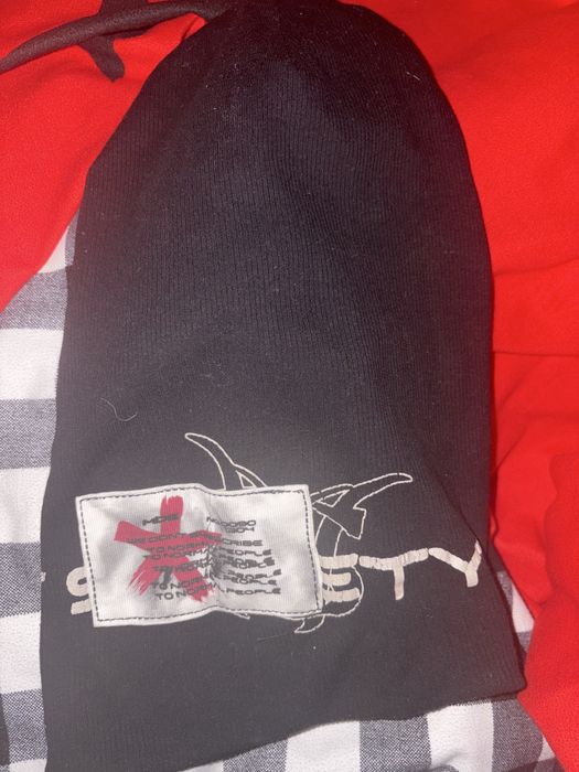 Caciula made by society