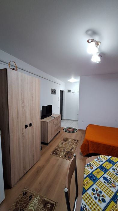 PF închiriez garsonieră în Sibiu