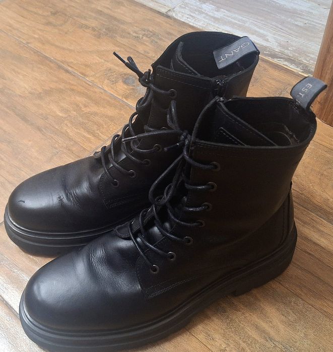 Bocanci Gant Din Piele