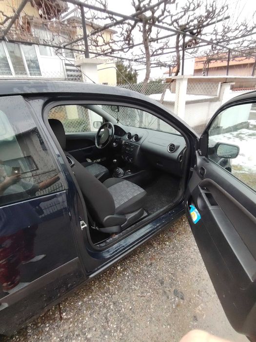 Ford fiesta 2004