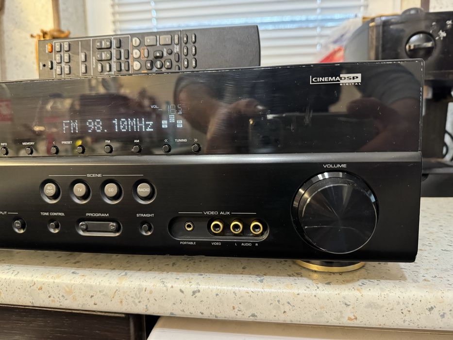 Yamaha RX-V371 resiver
