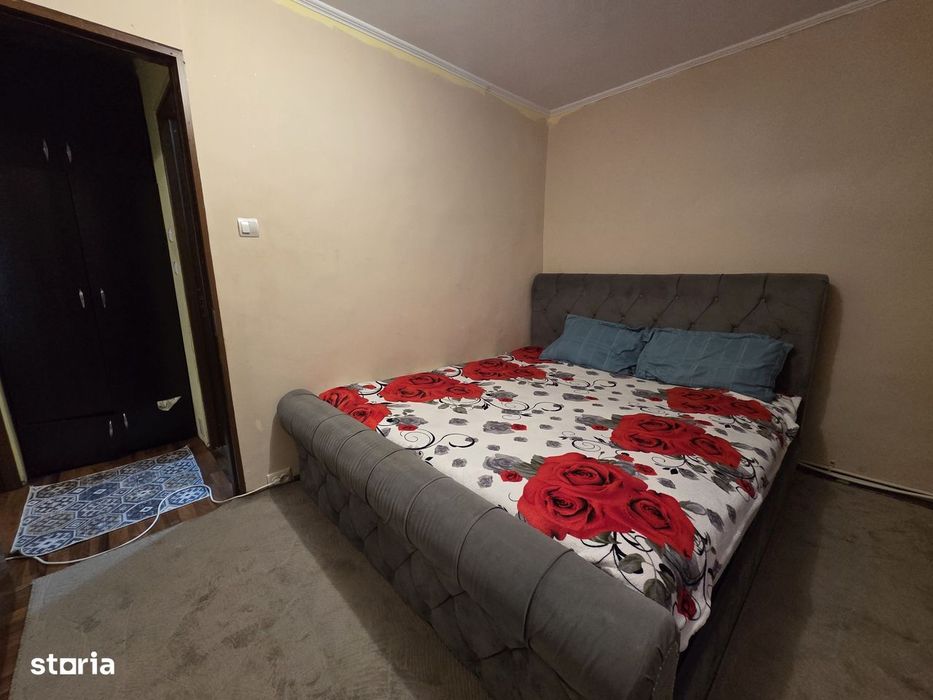 Apartament 2 camere zona Scoala 2 parter imbunatatit mobilat Adjud