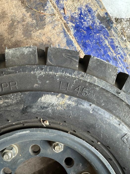 Комплект колес для спецтехники